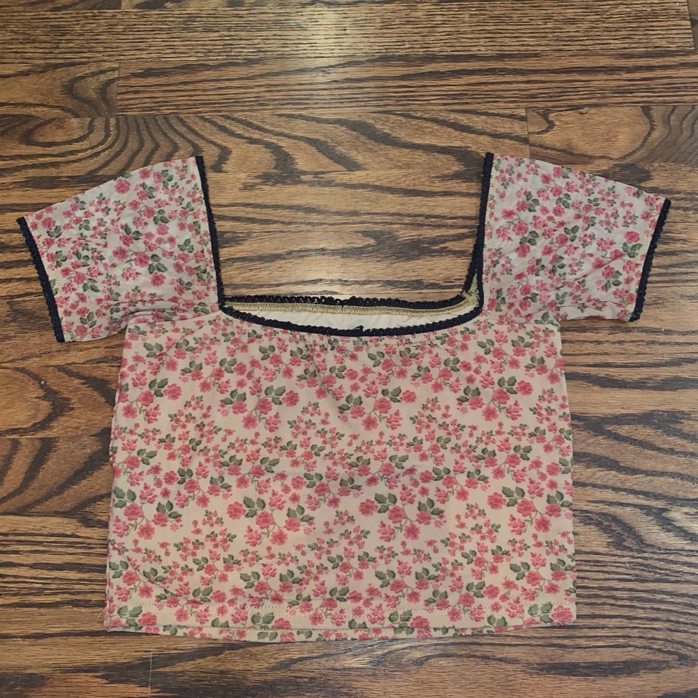 🎊 URBAN OUTFITTERS 🎊 Rose Mesh Bardot Top